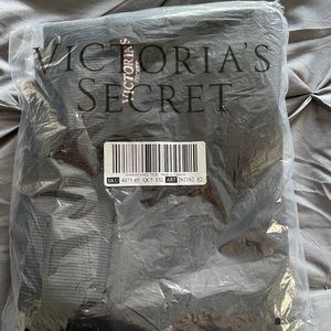 NWT VICTORIAS SECRET BLACK XXL SWEATPANTS
